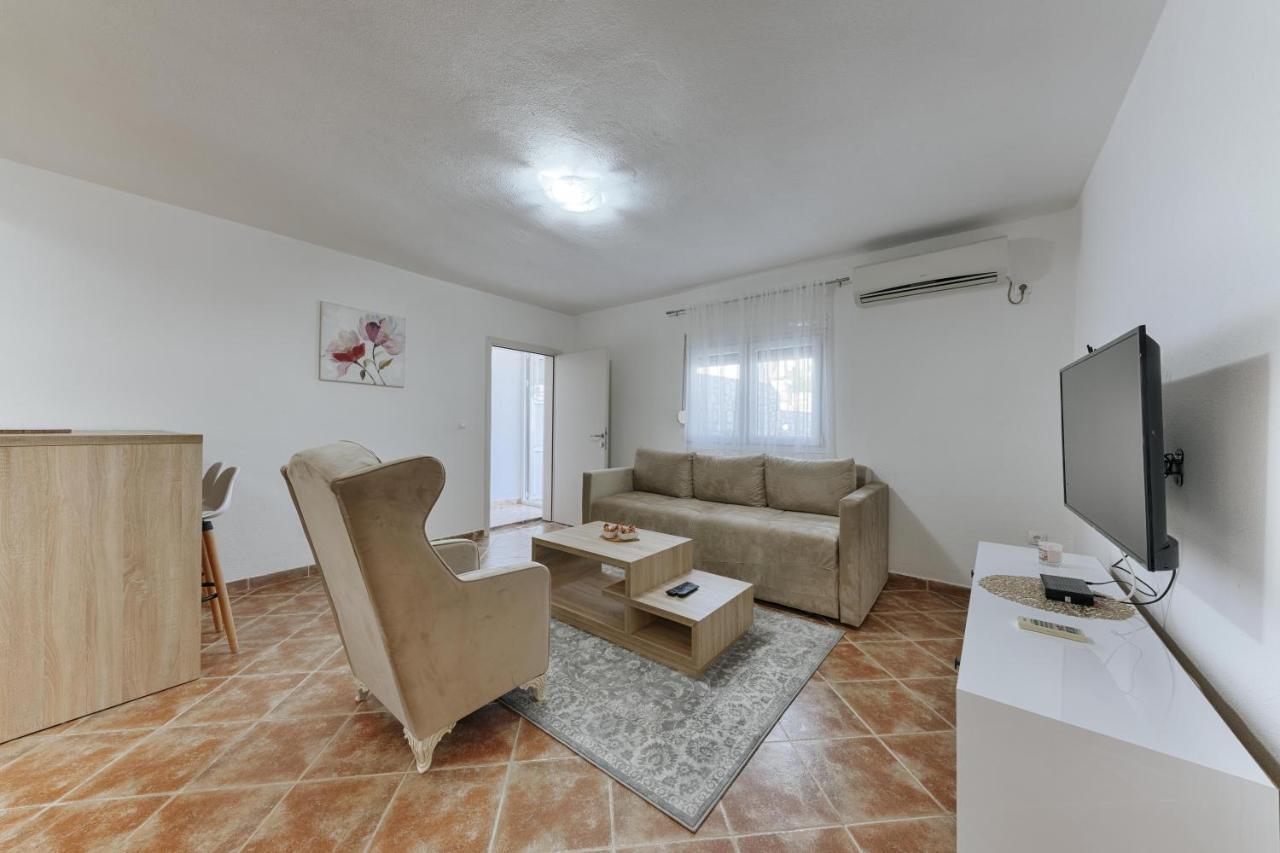 Apartmani Vittoria Bar Zewnętrze zdjęcie